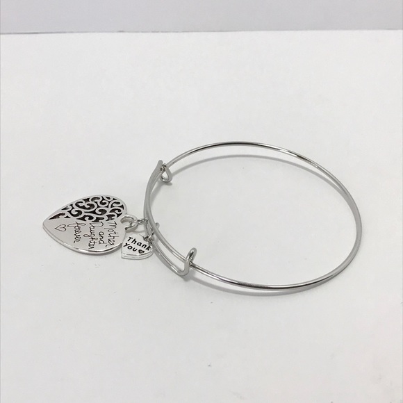 Mother Daughter Carved Heart Adjustable Bracelet - Picture 5 of 8